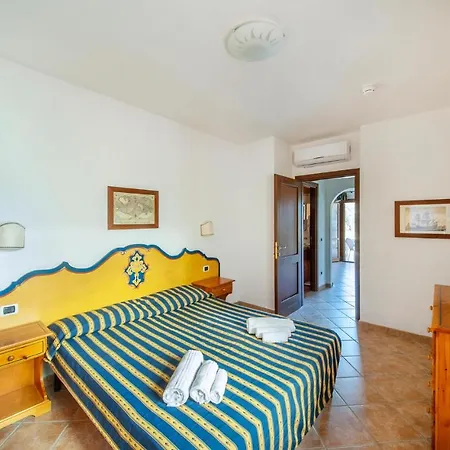 Bilo 4 Giardino 2 B Apartment *