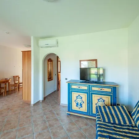 Bilo 4 Giardino 2 B Golfo Aranci